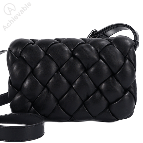 Weaving & padding message bag